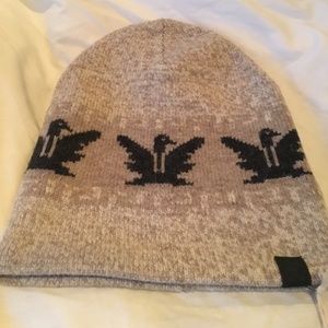 NWT Aritzia TNA Alta Hat NWT!